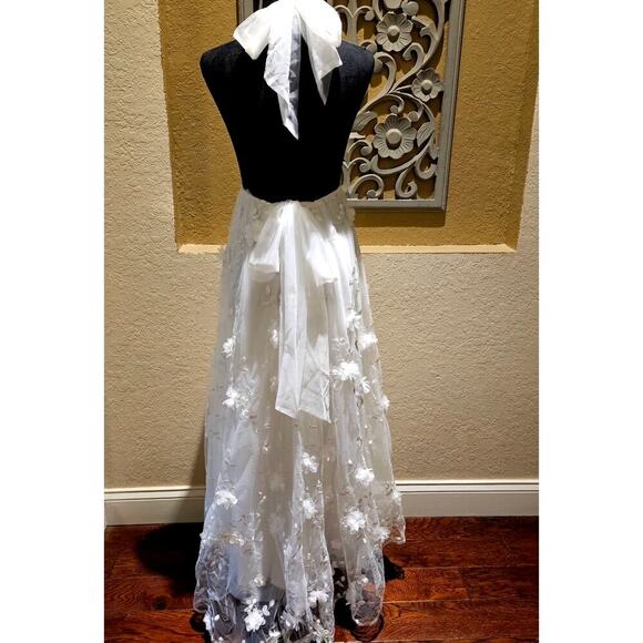 Selfie Leslie White Wedding Dress - Picture 8 of 16